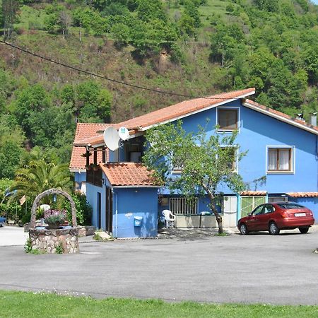Hotel Avelina Onís Eksteriør billede
