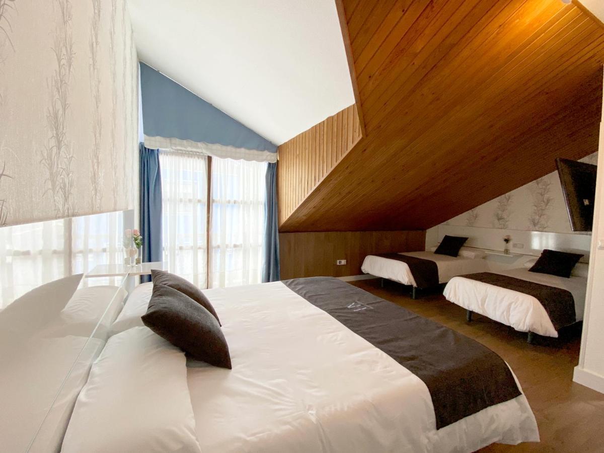 Hotel Avelina Onís Eksteriør billede