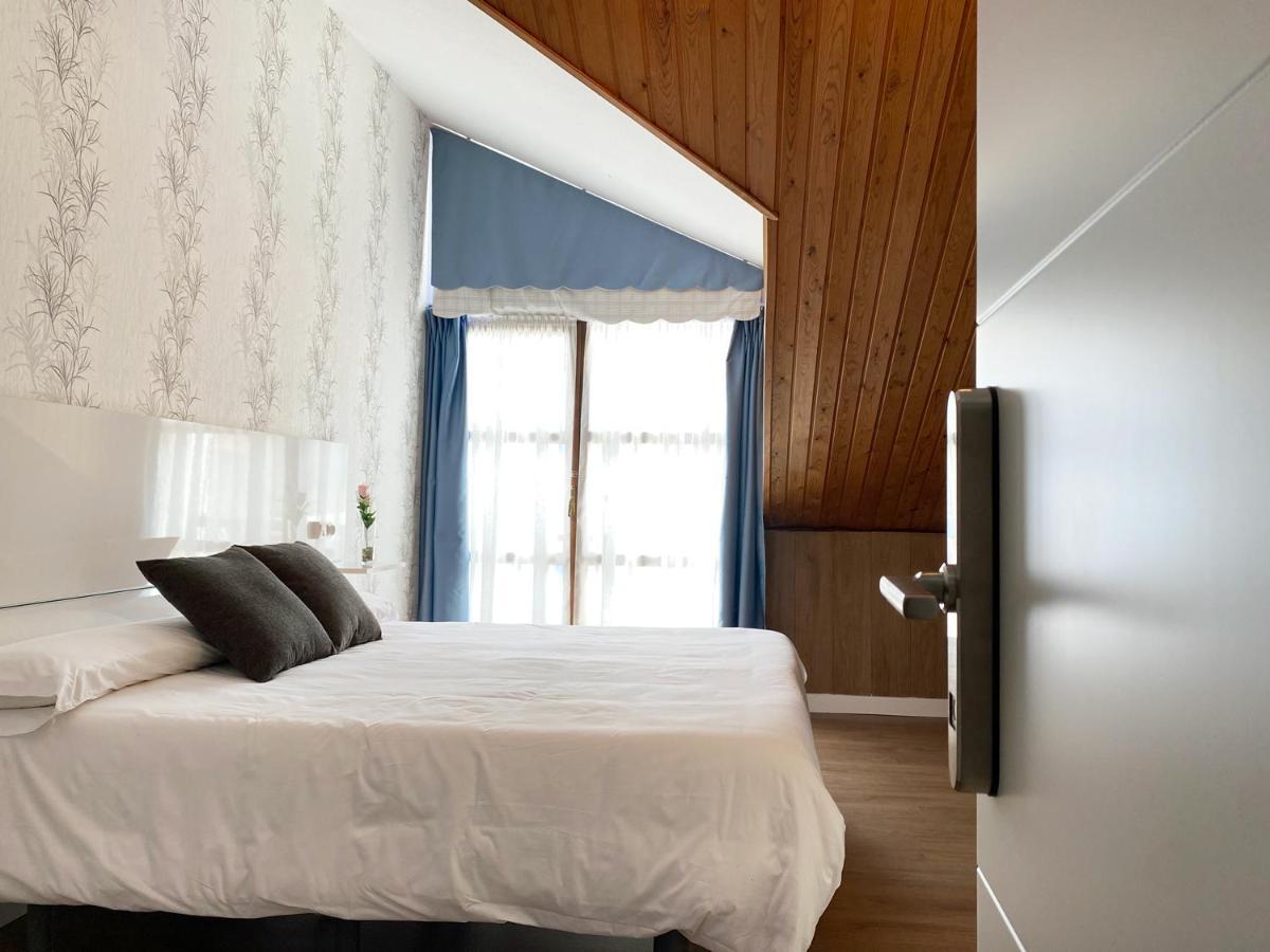 Hotel Avelina Onís Eksteriør billede