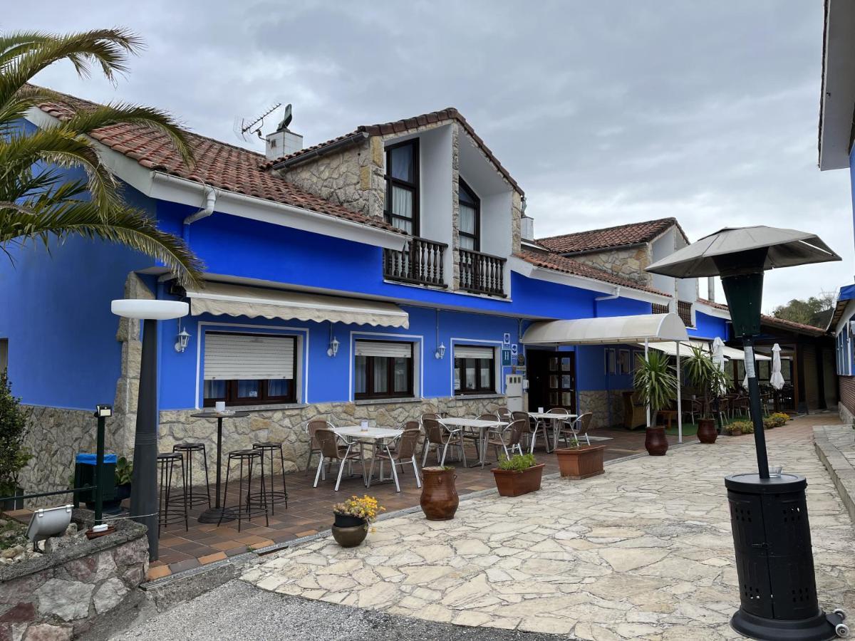 Hotel Avelina Onís Eksteriør billede