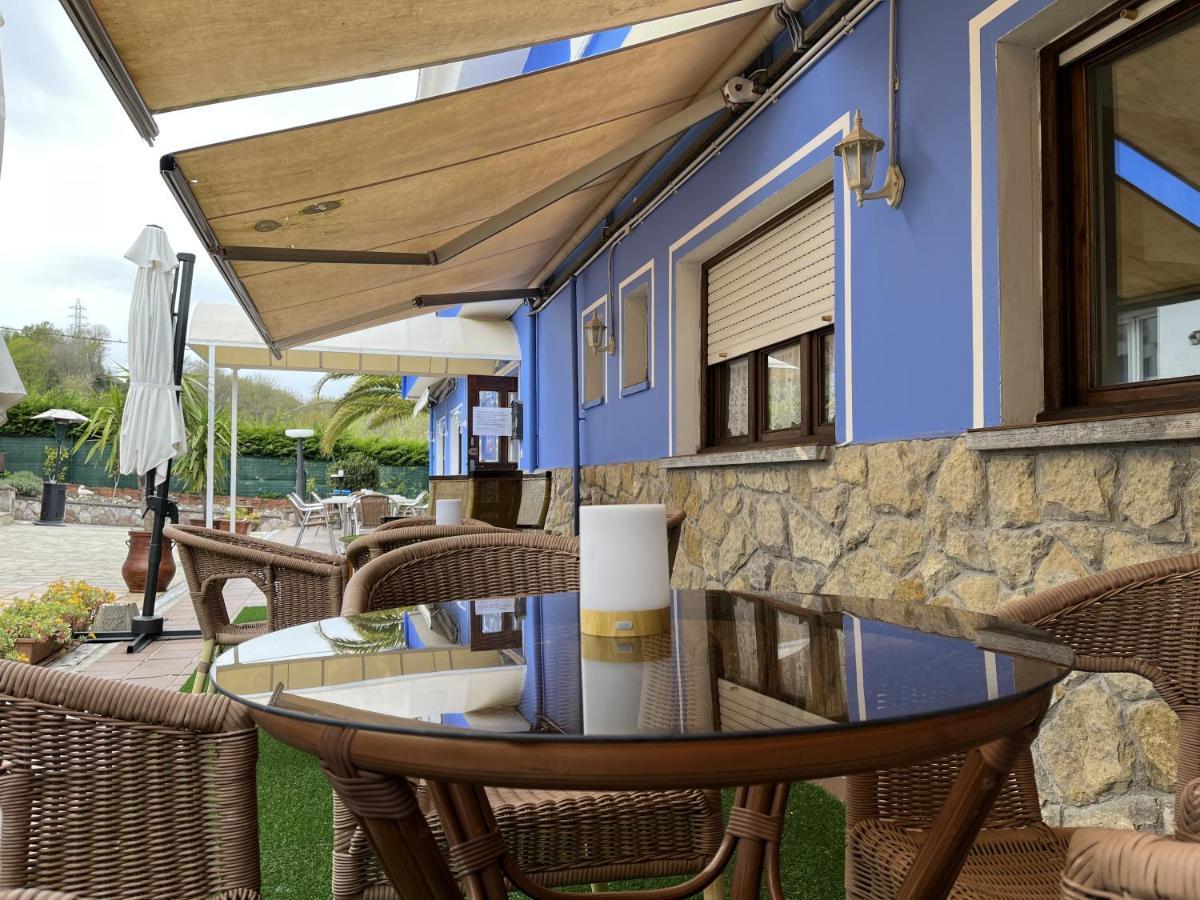 Hotel Avelina Onís Eksteriør billede