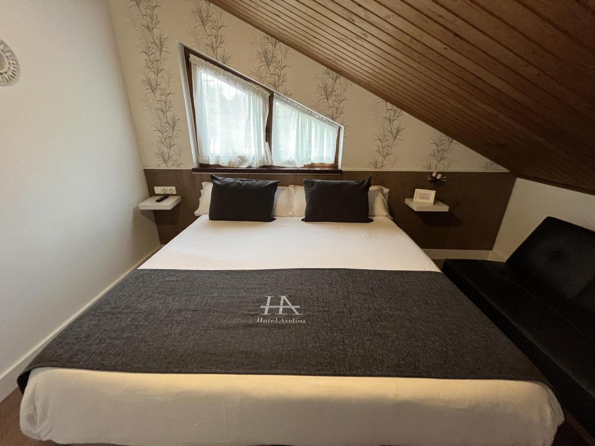 Hotel Avelina Onís Eksteriør billede