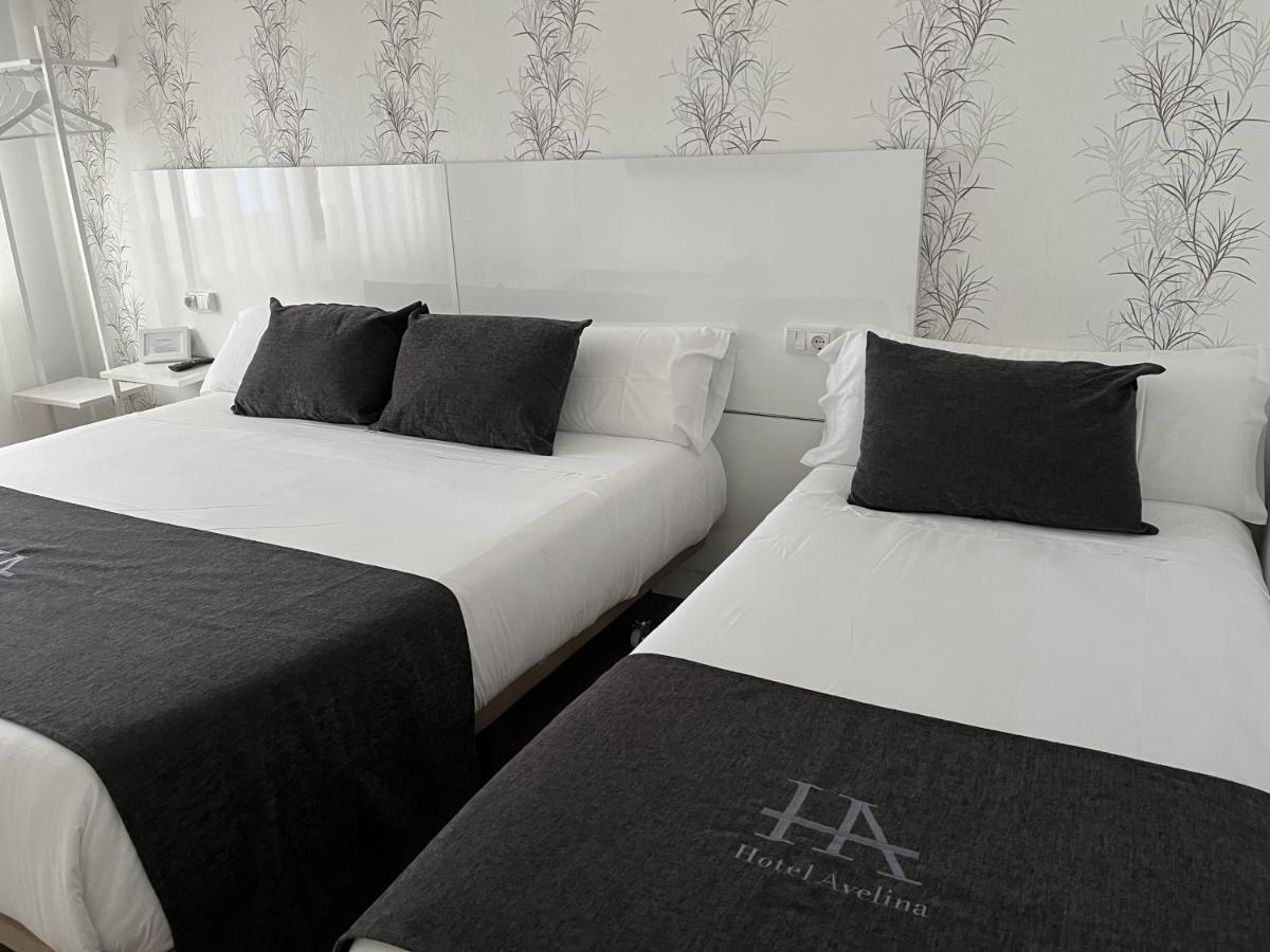 Hotel Avelina Onís Eksteriør billede