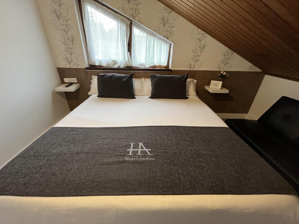 Hotel Avelina Onís Eksteriør billede