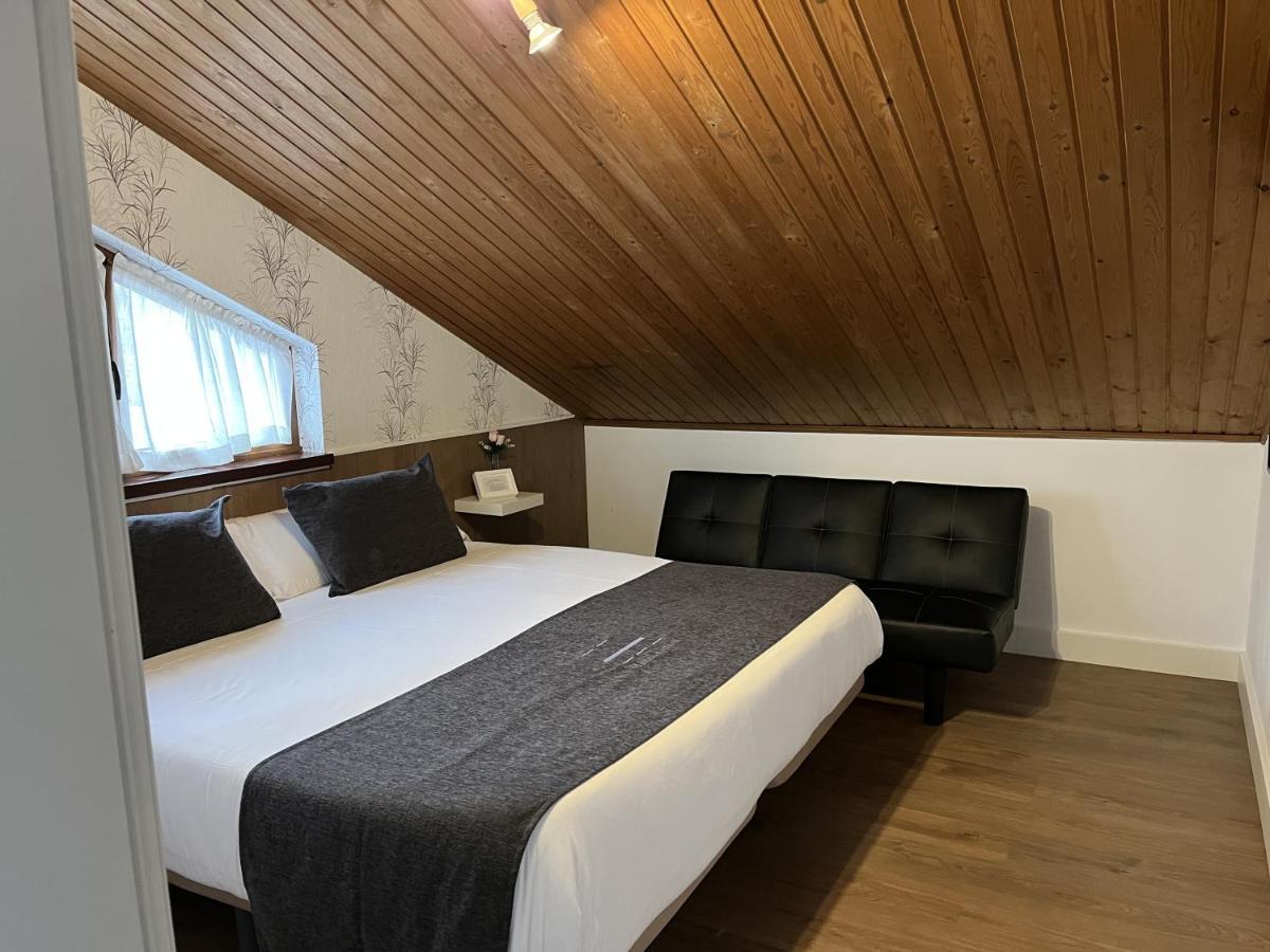Hotel Avelina Onís Eksteriør billede