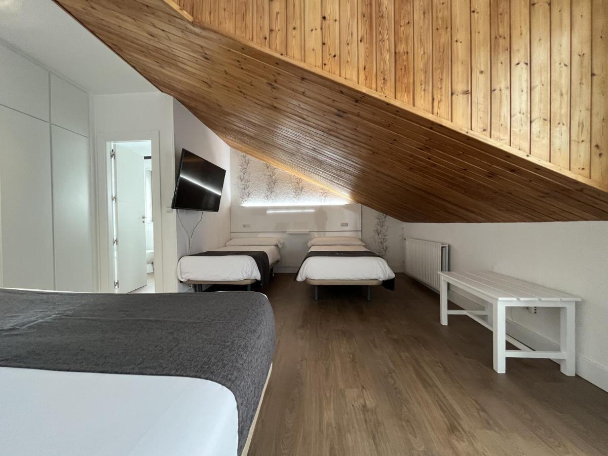 Hotel Avelina Onís Eksteriør billede