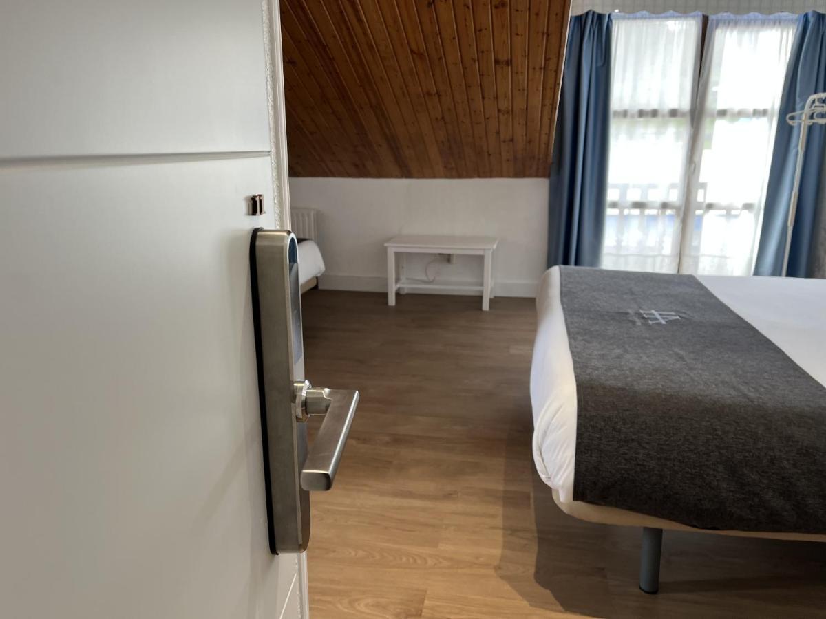 Hotel Avelina Onís Eksteriør billede